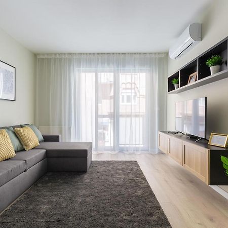 Second Home Apartment Будапеща Екстериор снимка